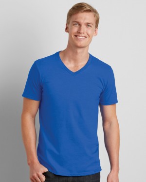 Gildan Softstyle Men's V-neck T-shirt